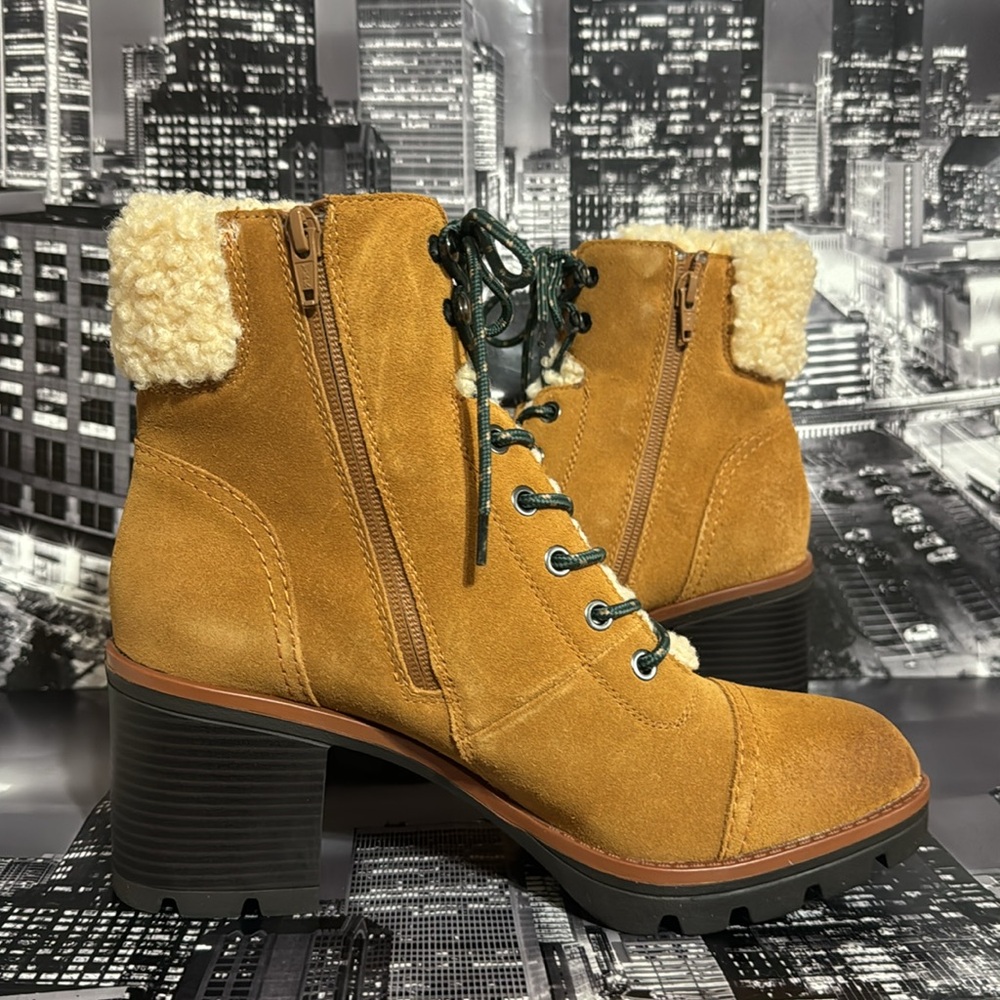 Naturalizer Womens Hiking Ankle Boots